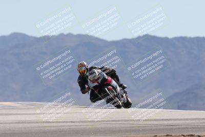 media/Oct-13-2025-Moto Forza (Mon) [[a66d839500]]/3-B Group/Session 4 (Turn 9)/